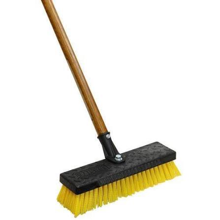 Tee Brush
